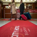 City-hotel Apartmanhotel