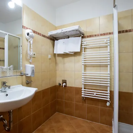 City Home Budapest Aparthotel