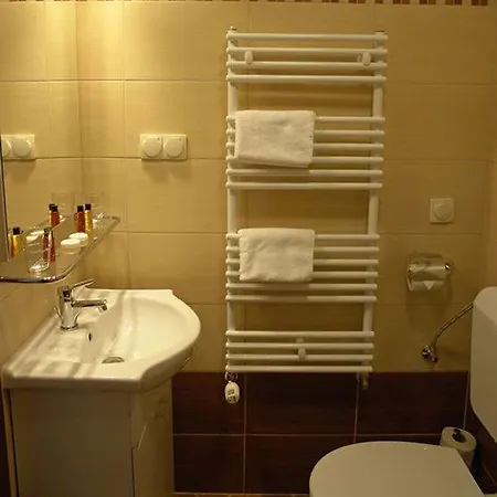 City Home Budapest 4*