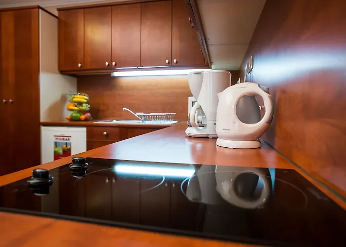 فندق سيتي بودابست شقة فندقية 4*