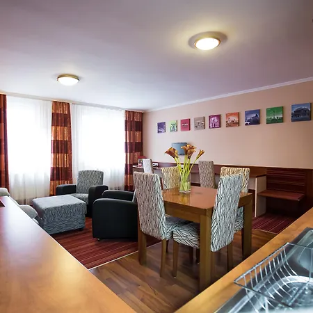 City Home Budapest Будапешт