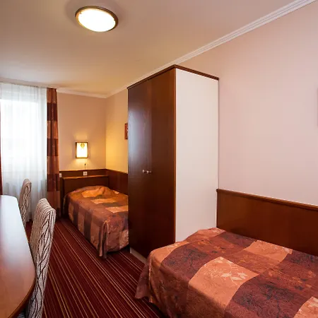 City Home Budapest Апарт-отель 4*