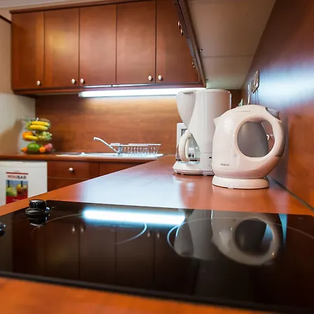 City Home Budapest Lägenhetshotell 4*