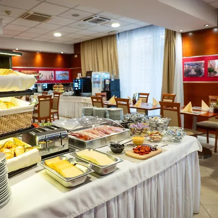 City Home Budapest 4* Budapest